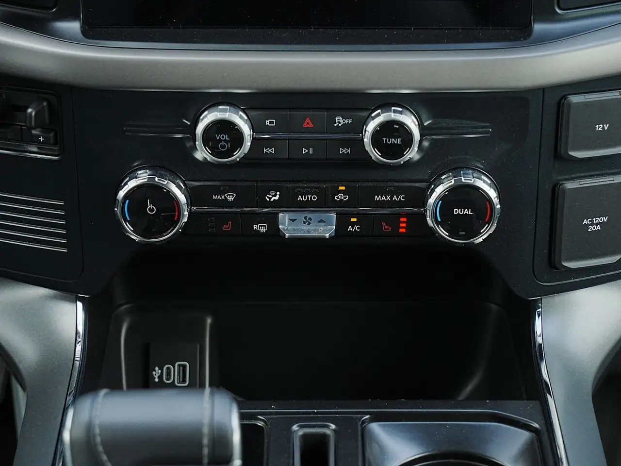 Ford F 150 Lightning снимка Ford F 150 Lightning