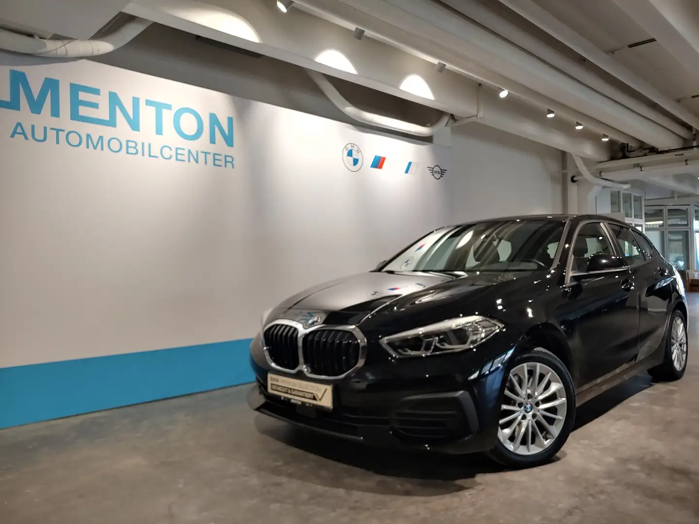 BMW 120 d xDrive LCProf./ad.LED/RFK/Shz/Klima Zwart - 2
