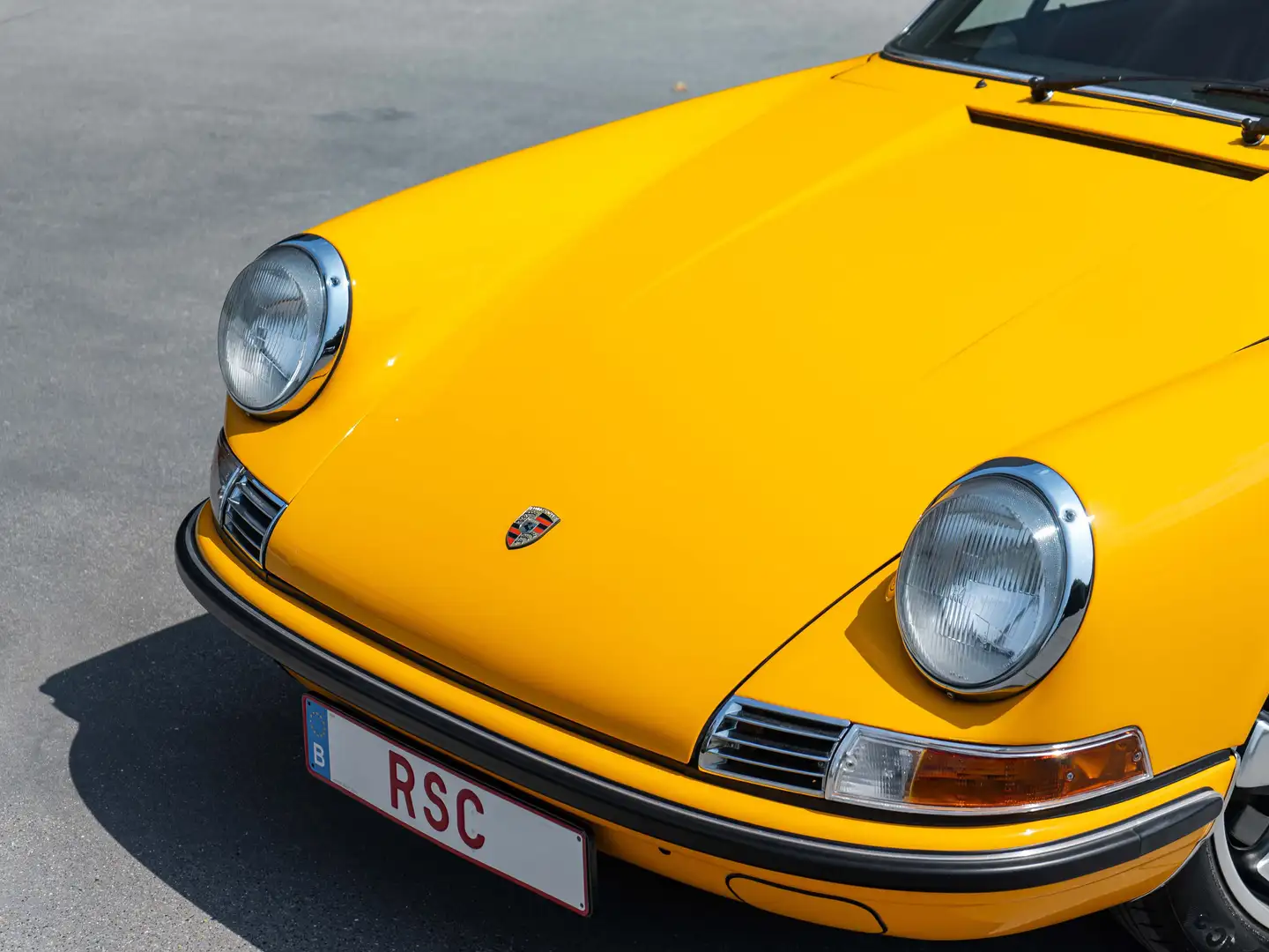 Porsche 911 911 2.4E - Olklappe - Sunroof - Restored Gelb - 2