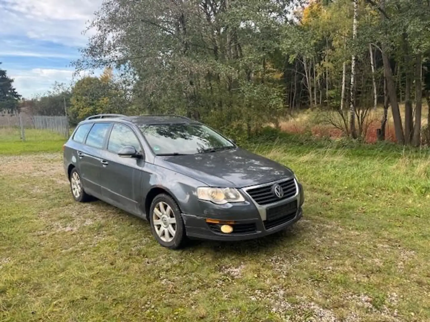 Volkswagen Passat Variant 2.0 TDI Euro6 AdBlue Modell 2011* Klima Navi AHK Grau - 2