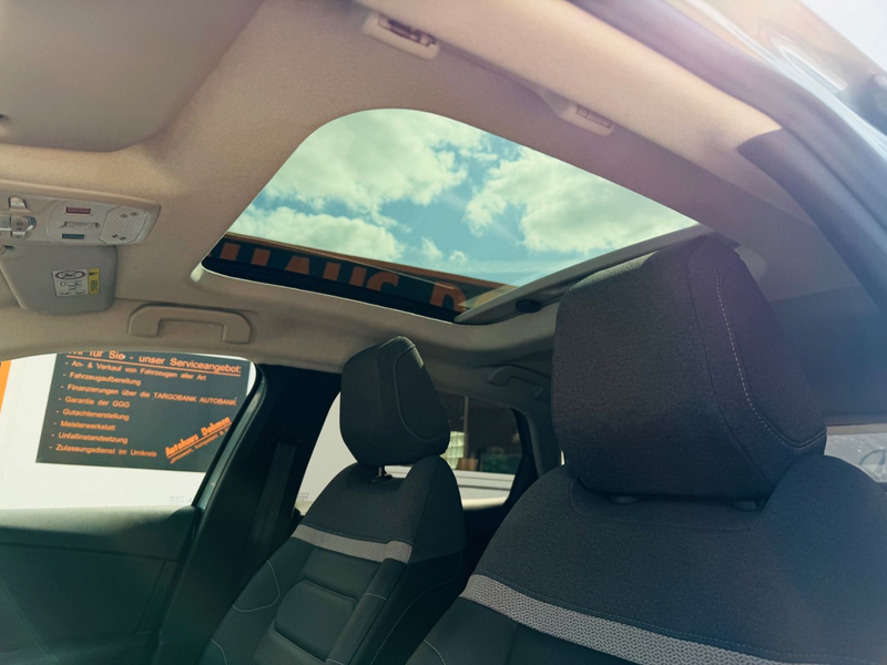 Citroen C4 Lim ë- Shine+Leder+Klimaautomatik+Sitzheizung — photo 15