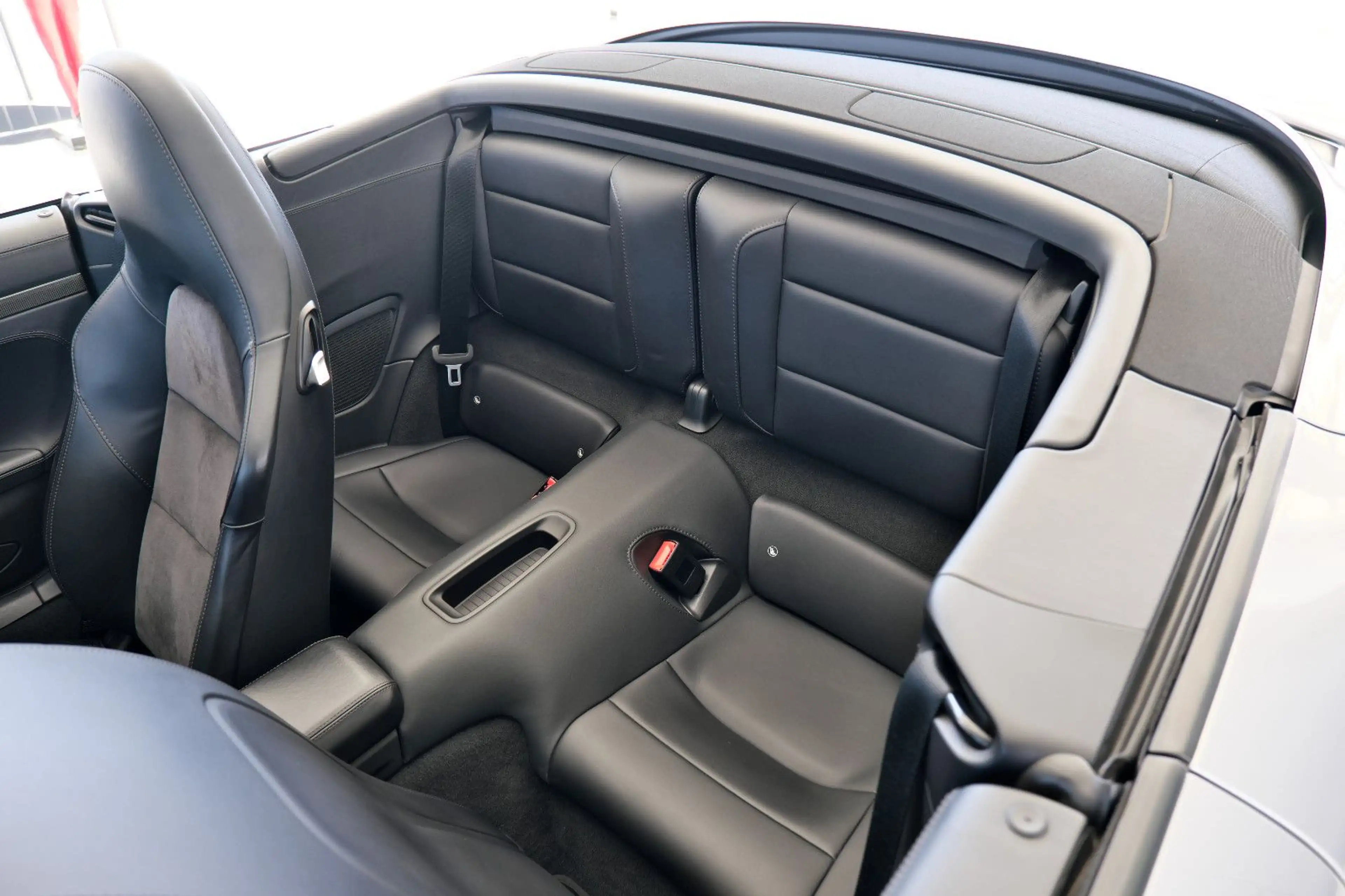 Porsche 991 .2 Turbo Cabrio Approved27 LED Carbon Deutsch — photo 14
