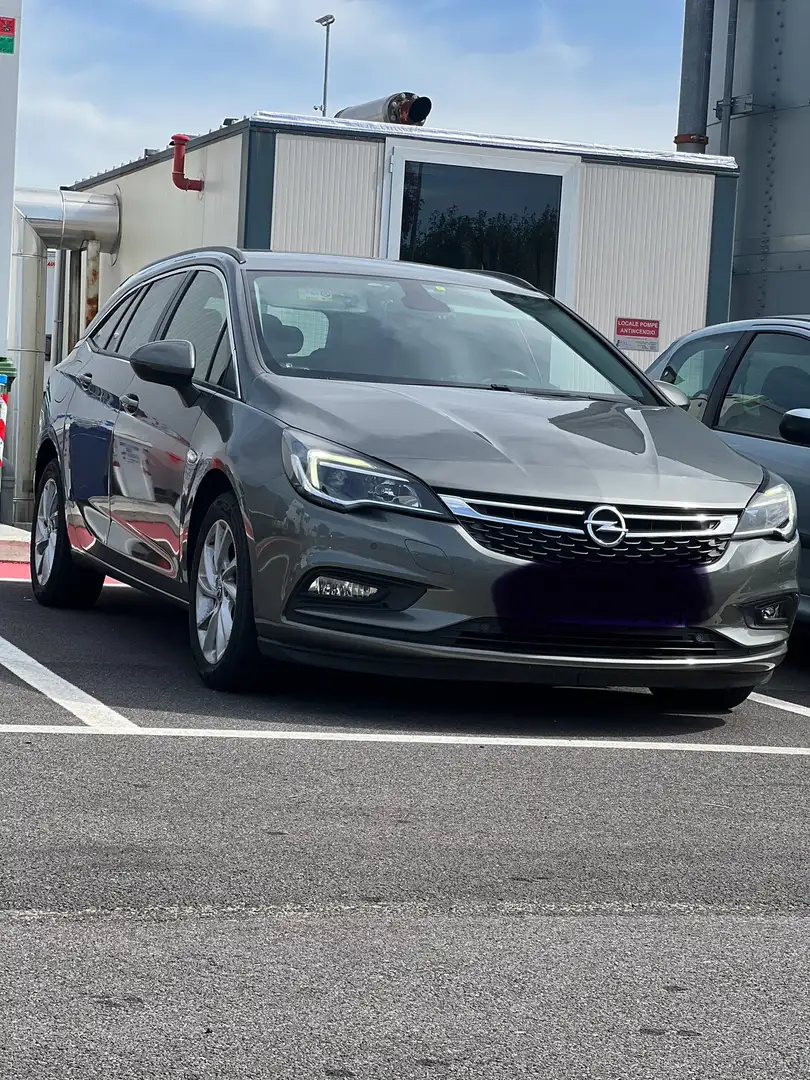 Opel Astra 1.6 D Start/Stop Sports Tourer Business - 2