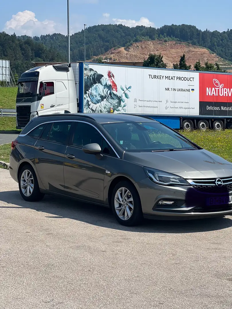 Opel Astra 1.6 D Start/Stop Sports Tourer Business - 1