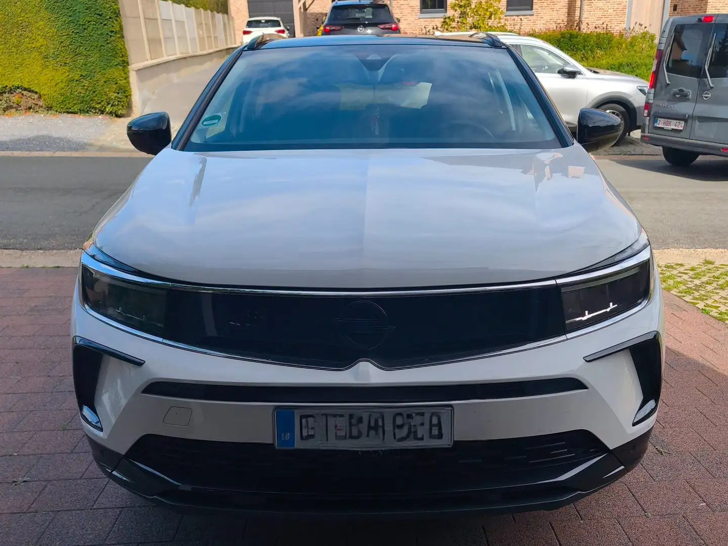 Opel Grandland X Plug-in-Hybrid - 1