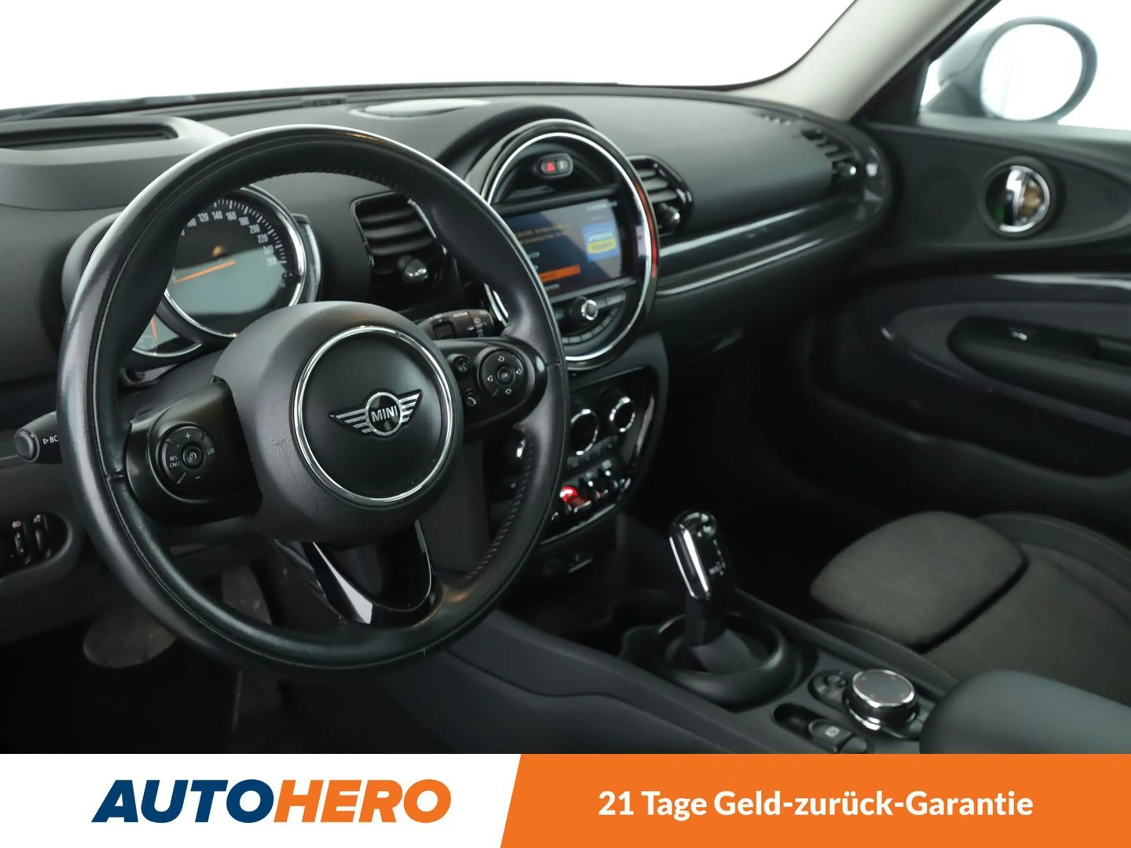 MINI Cooper SD Clubman Cooper SD Aut.*NAVI*CAM*LED*PDC*SHZ*PANO*HUD* — photo 11