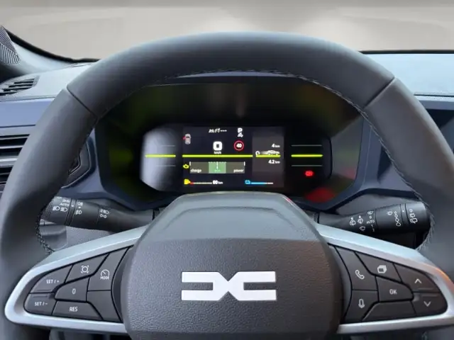 Dacia Duster view 8