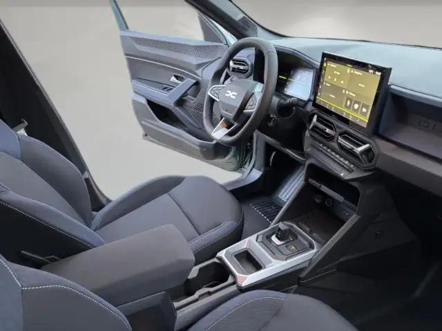 Dacia Duster view 9