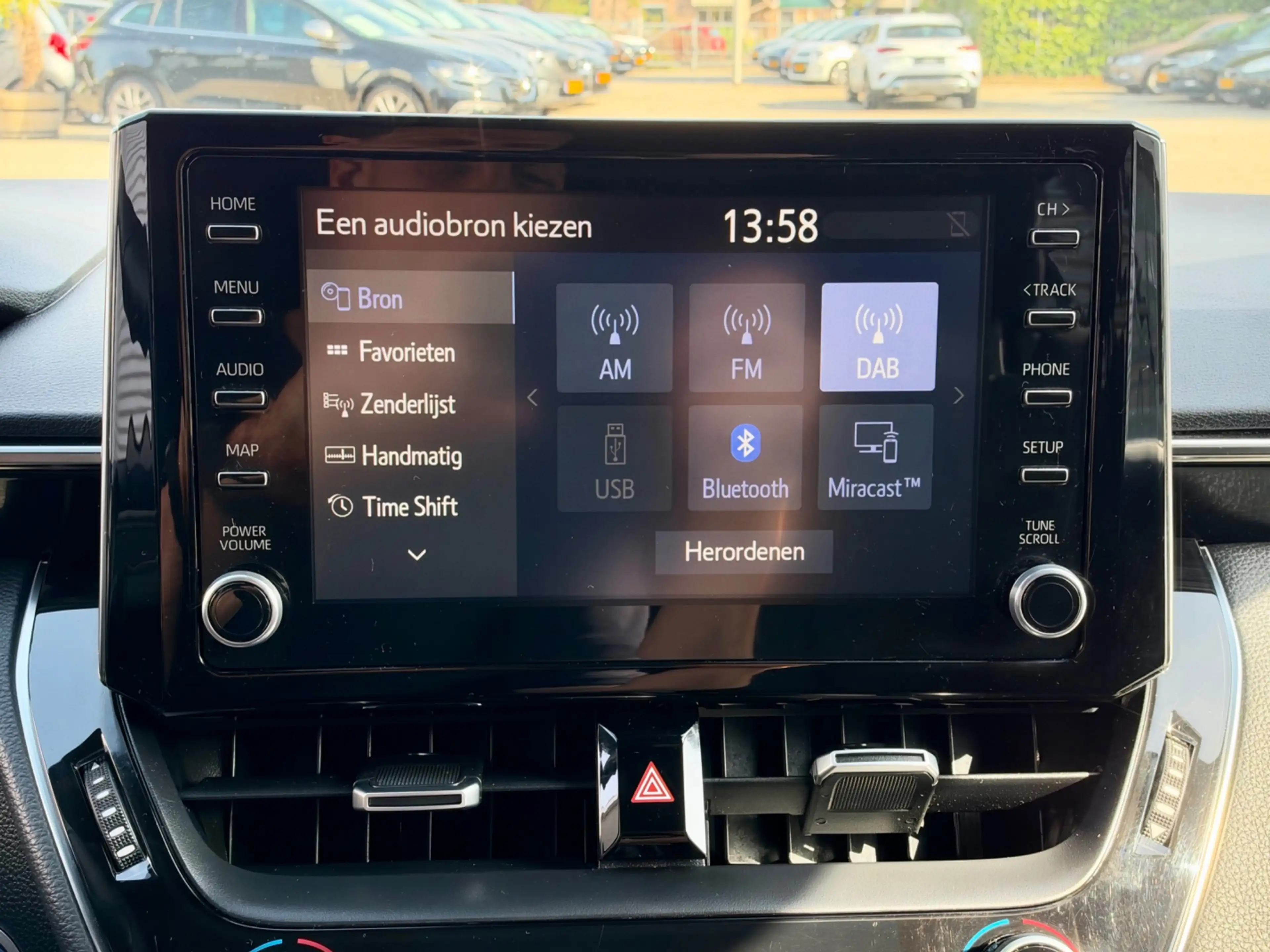 Suzuki Swace 1.8 Hybrid Select | CARPLAY | STUURWIELVERW. | CAM — photo 22