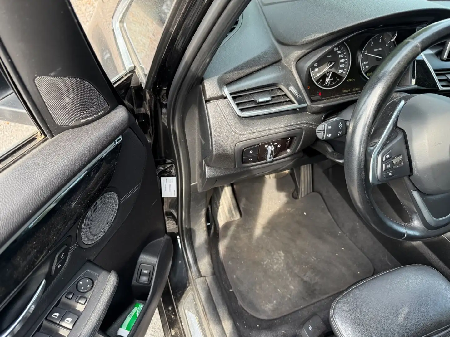 BMW 218 Baureihe 2 Active Tourer 218 d Sport+Leder Noir - 2