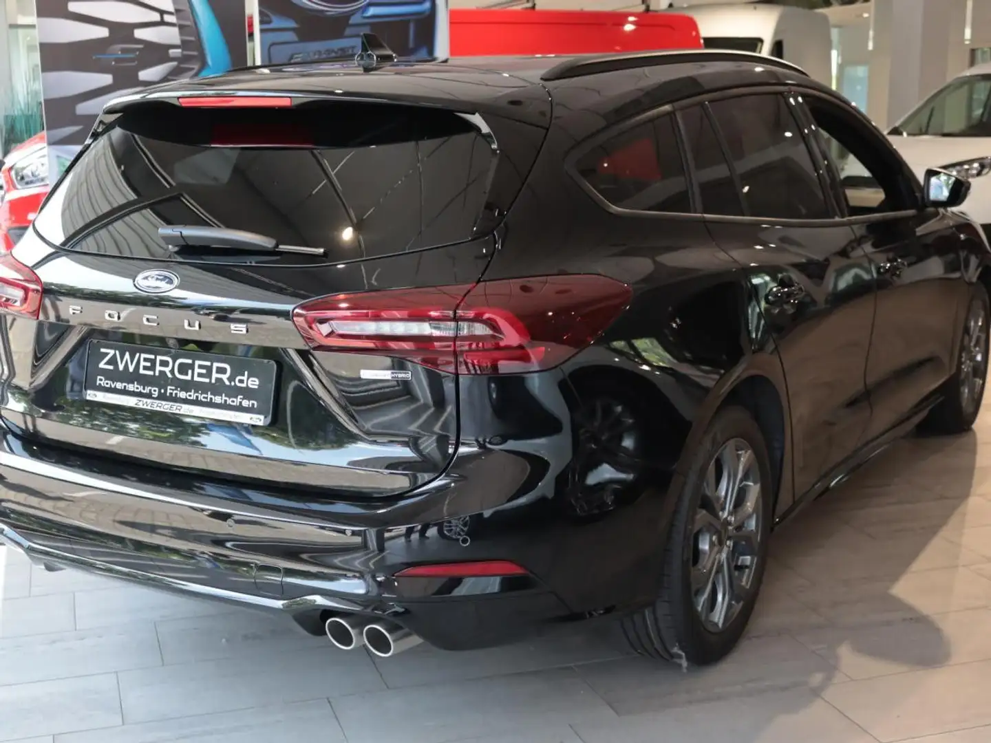 Ford Focus Turnier ST-LINE iACC PDC Kamera Navi LED Kli Noir - 2