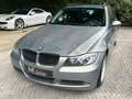 BMW 318 d Touring Grau - thumbnail 2