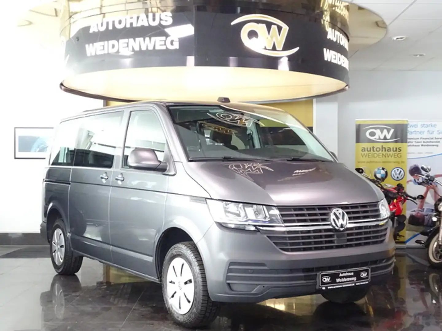Volkswagen T6 Transporter Kombi DSG Autom.Klima AHK 9Sitze Grau - 1