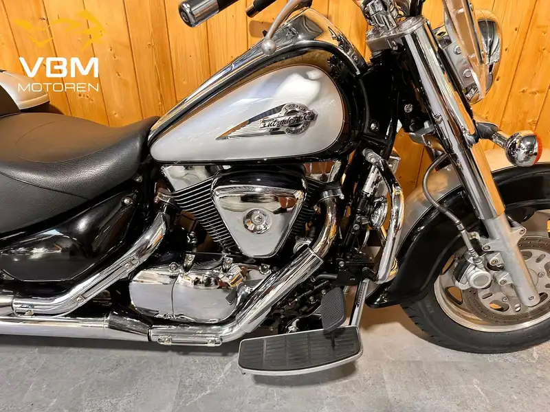 Suzuki Intruder 1500 - foto 8