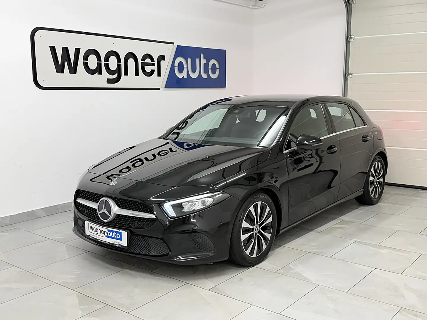 Mercedes-Benz A 200 d 4MATIC Aut.LED/Navi/Lane Assist/Kamera Schwarz - 2