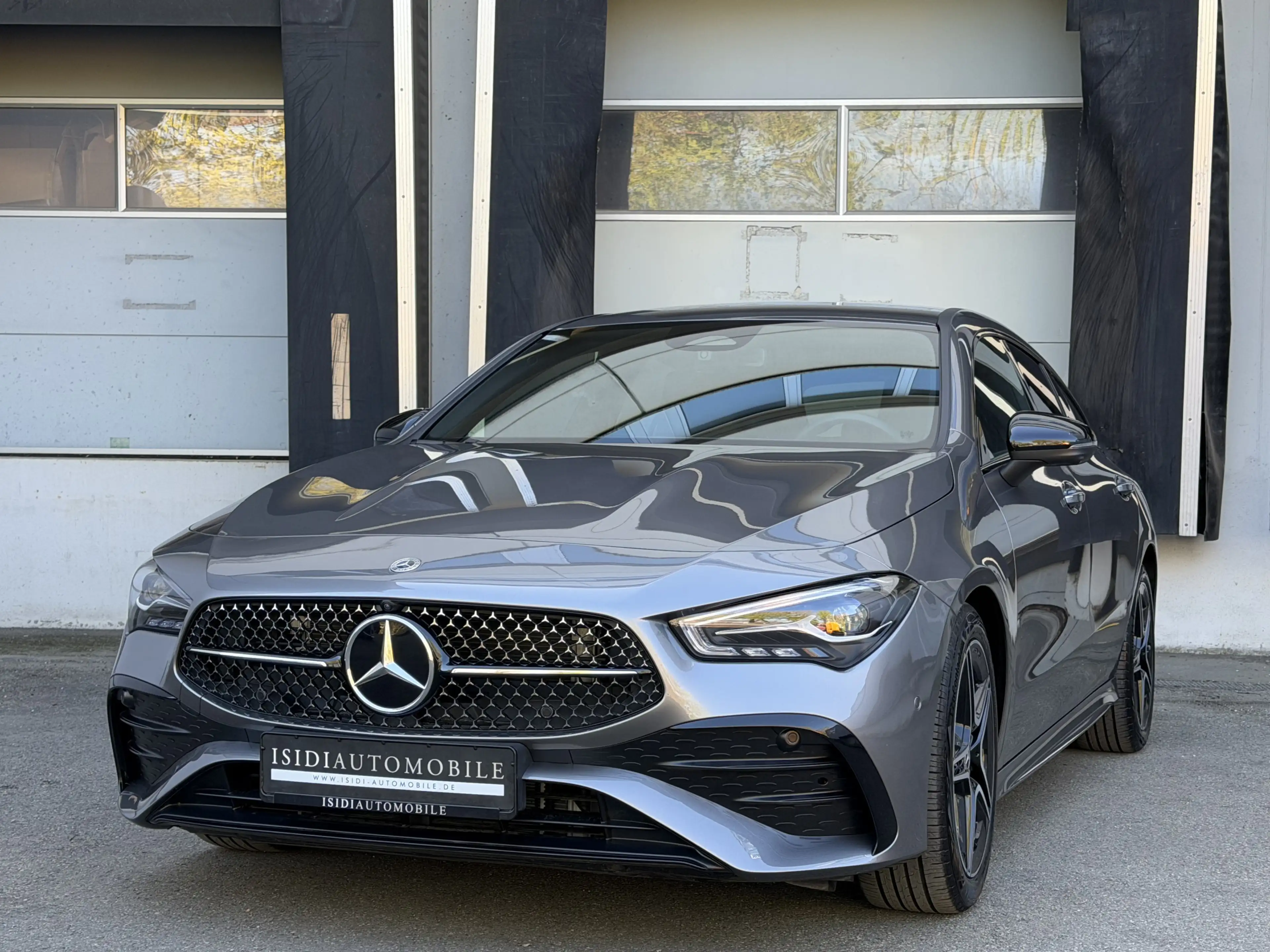 Mercedes-Benz CLA 200 AMG Night LED MBUX 360°