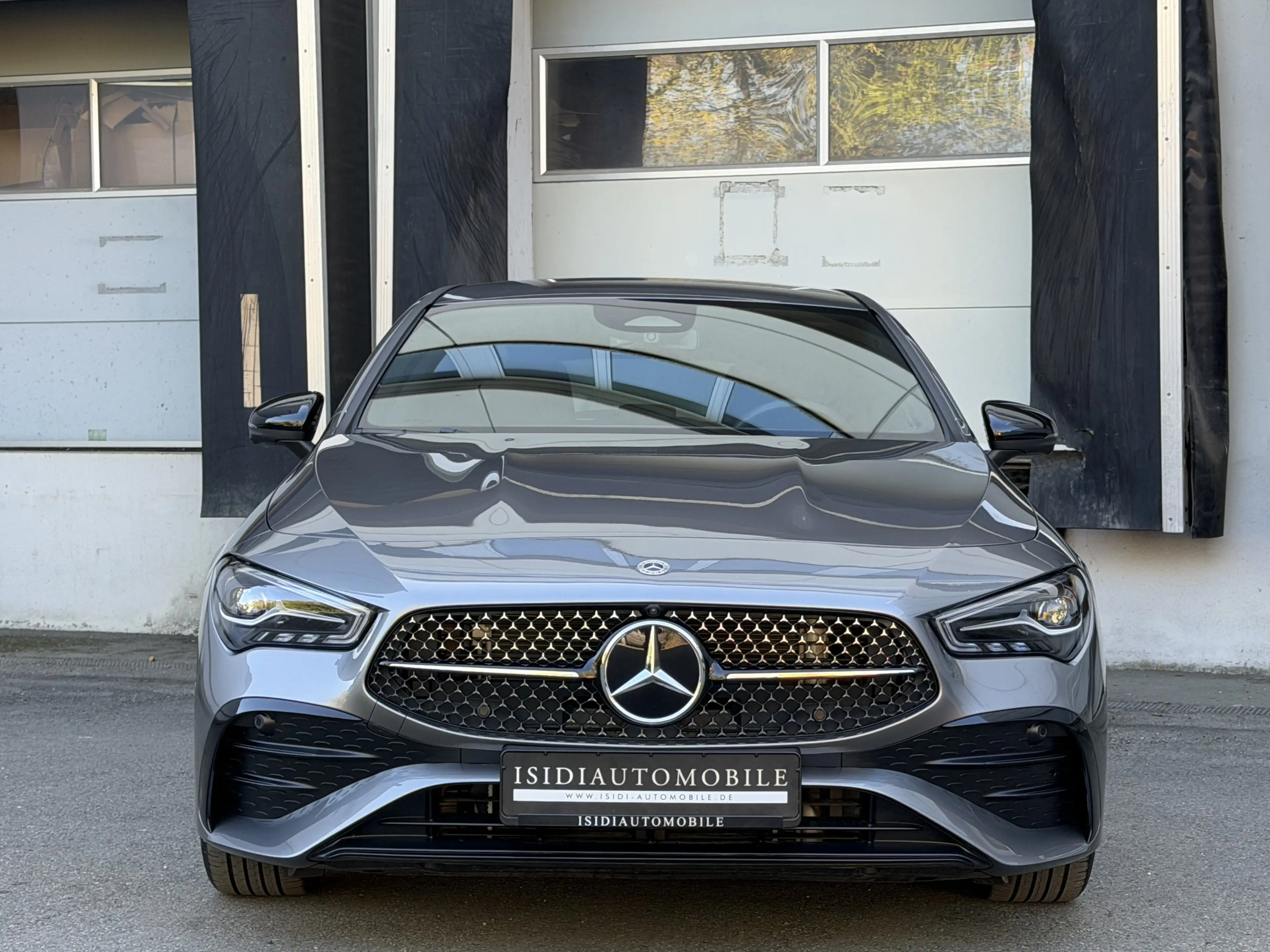 Mercedes-Benz CLA 200 AMG Night LED MBUX 360° — photo 10