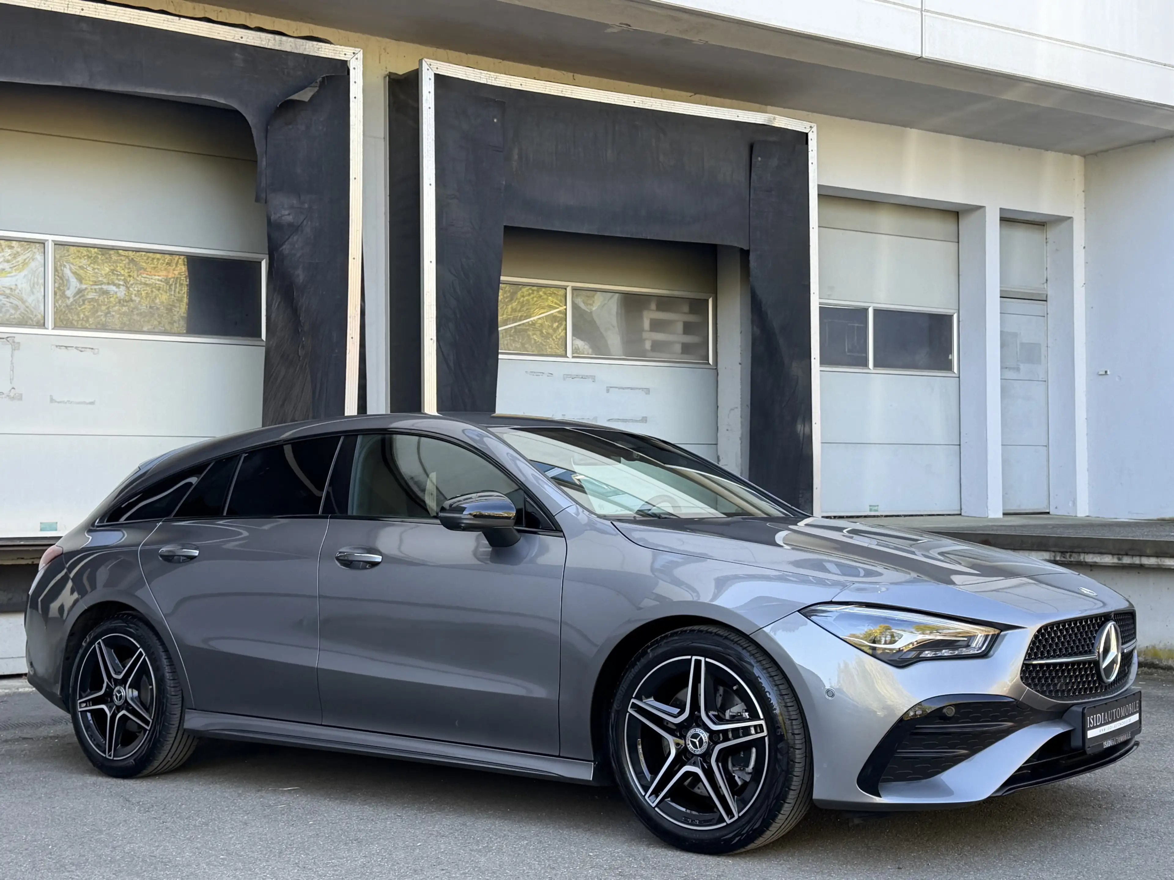 Mercedes-Benz CLA 200 AMG Night LED MBUX 360° — photo 8