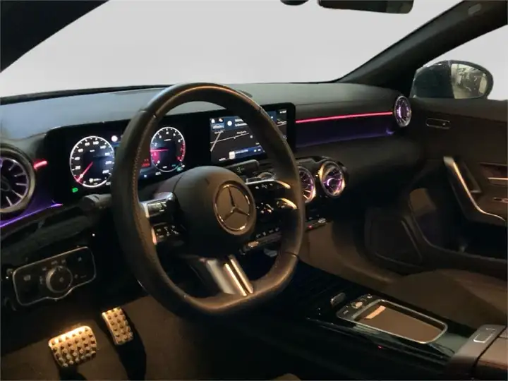 Mercedes-Benz CLA 200 (C118) 2025, foto 7