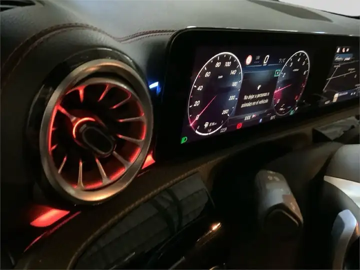 Mercedes-Benz CLA 200 (C118) 2025, foto 18