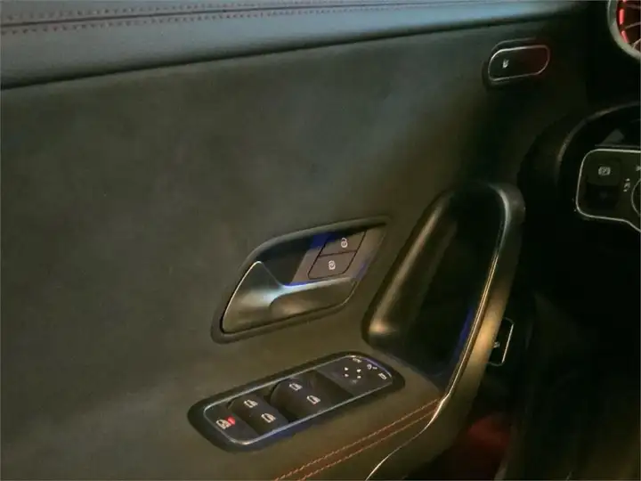 Mercedes-Benz CLA 200 (C118) 2025, foto 15