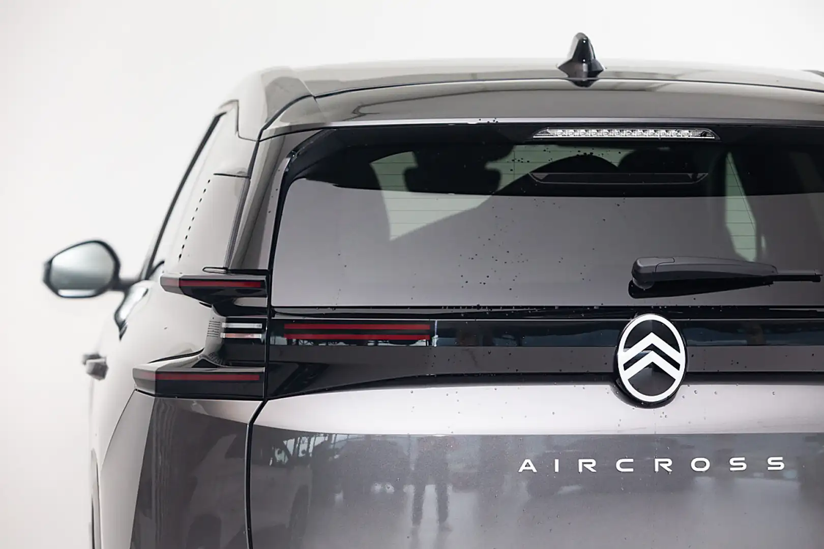 Citroen C5 Aircross 1.2 Mild-Hybrid 145 MAX (EURO 6e) Grau - 2