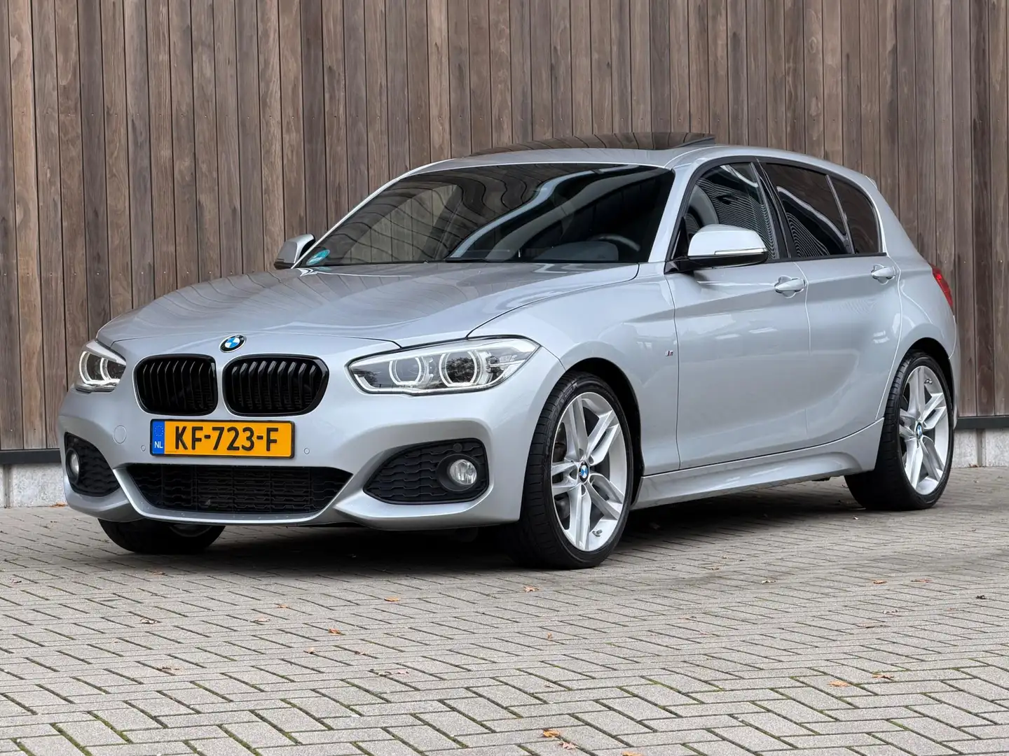 BMW 125 1-serie 125i M Sport / Dakje / Harman & Kardon / Grijs - 2