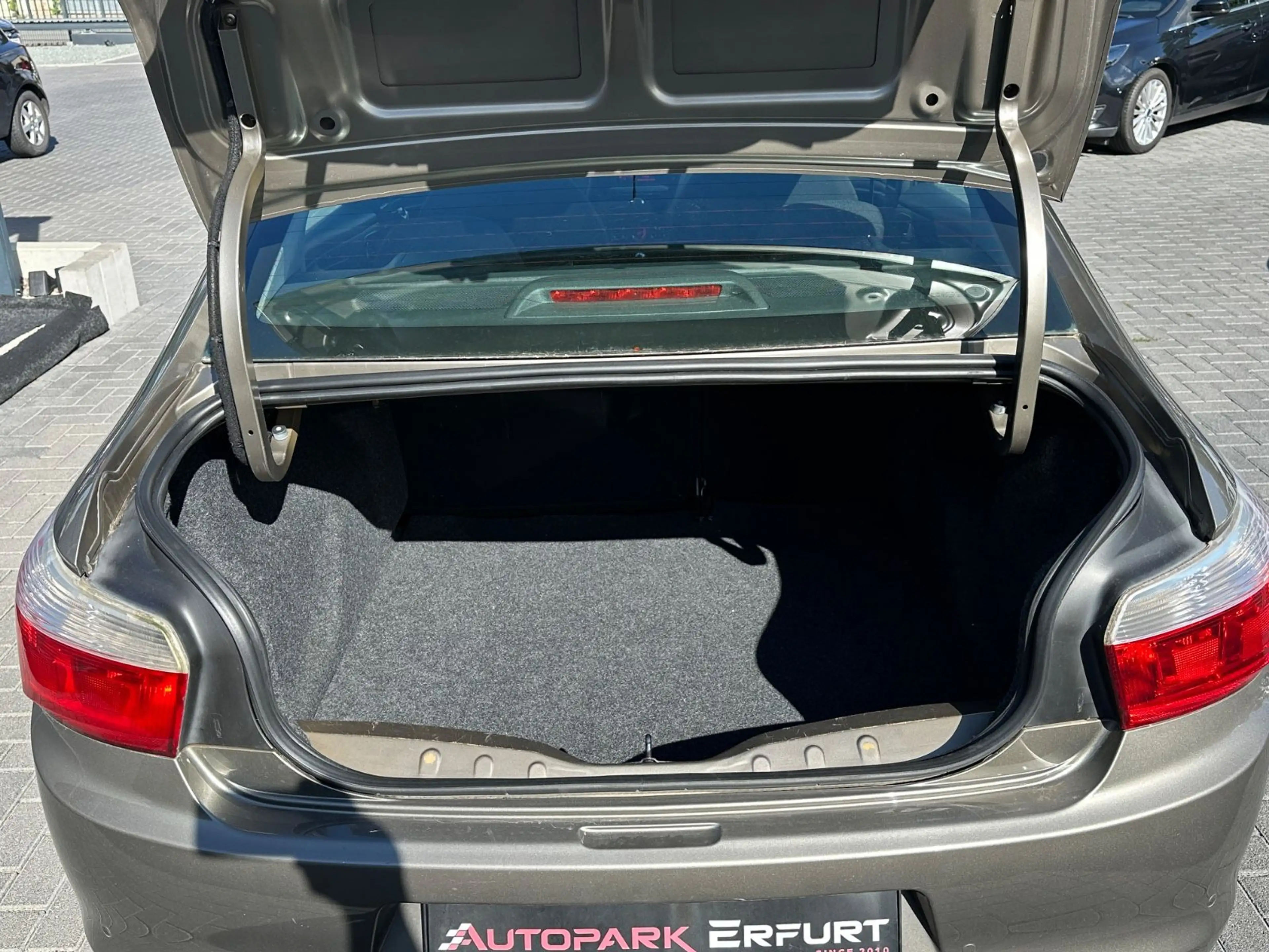 Citroen C-Elysée Selection*Klima*Temp*StzH*TÜV+SERV+GARA — photo 6