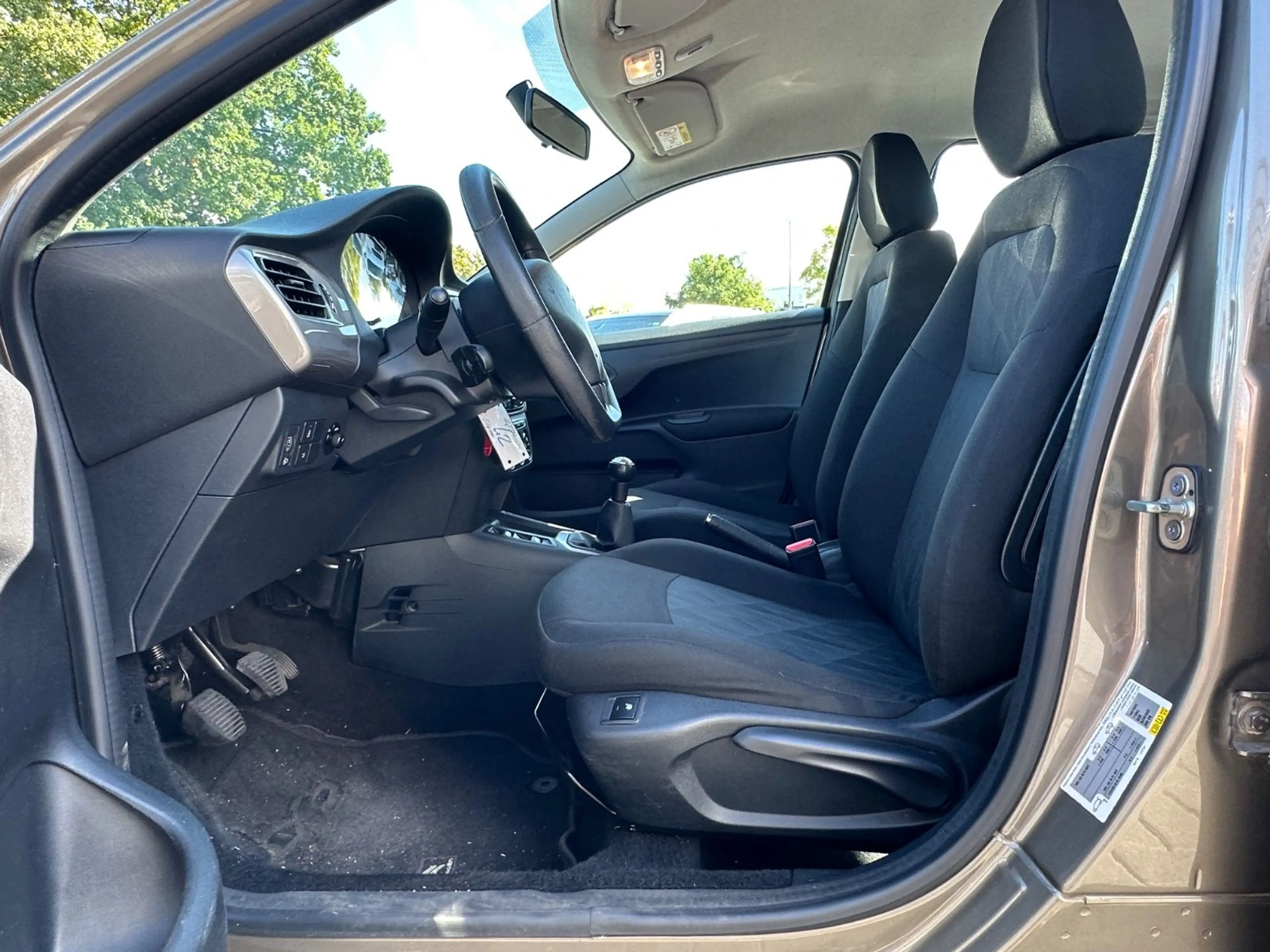 Citroen C-Elysée Selection*Klima*Temp*StzH*TÜV+SERV+GARA — photo 12