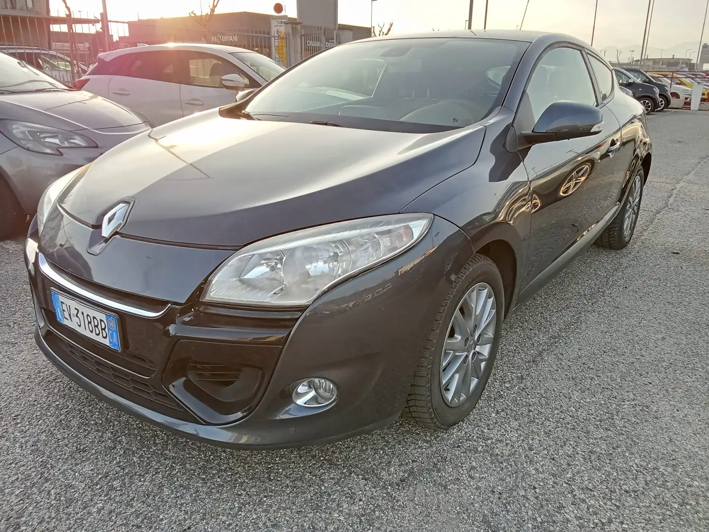 Renault Megane Coupe 1.5 dci energy Gt Line s Grau - 1