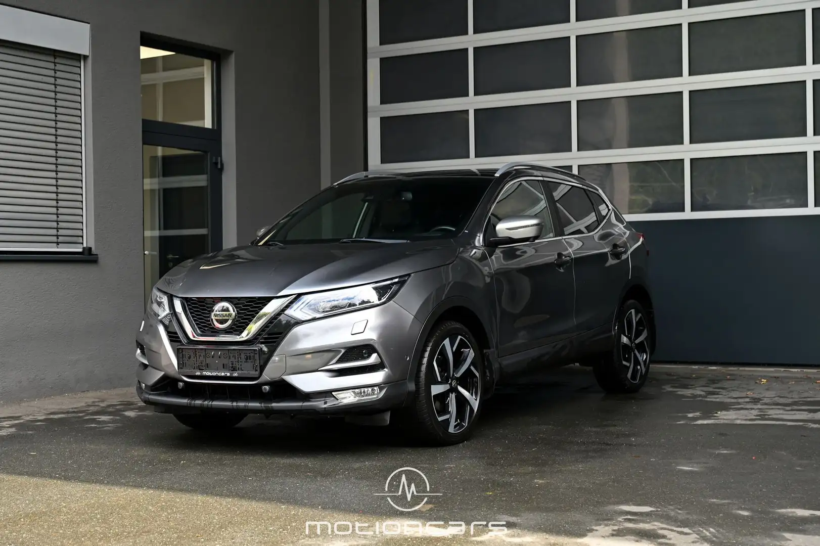 Nissan Qashqai 1.2 DIG-T 2WD Pickerl NEU EXP € 15.067,- Grau - 1