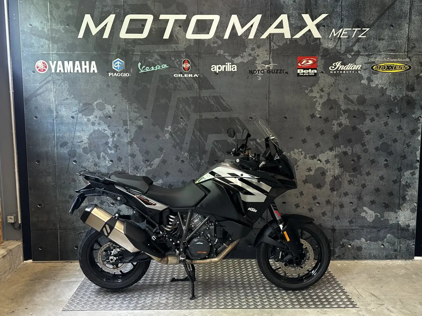 KTM 1290 Super Adventure Noir - 1