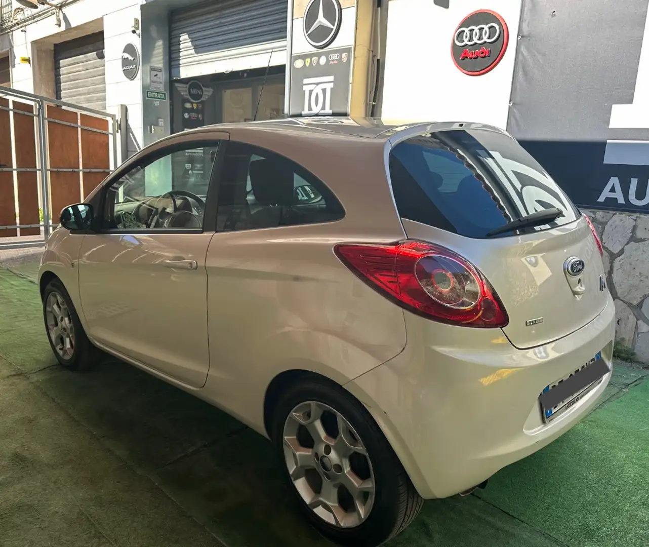 Ford Ka/Ka+ Ka 1.3 tdci Titanium 75cv / GARANZIA 12 MESI Blanco - 2
