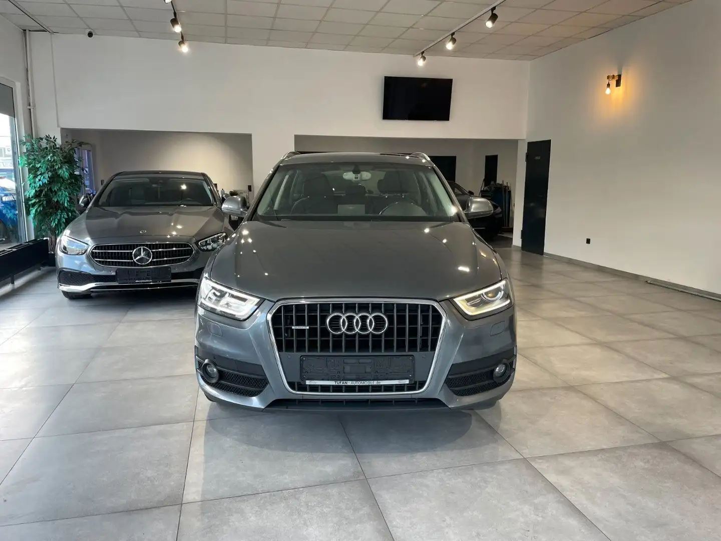 Audi Q3 2.0 TDI quattro Gris - 1