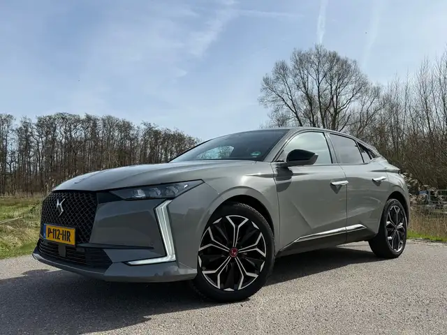 DS Automobiles DS 4 1.2 PureTech Performance Line Automaat / 360 Camer