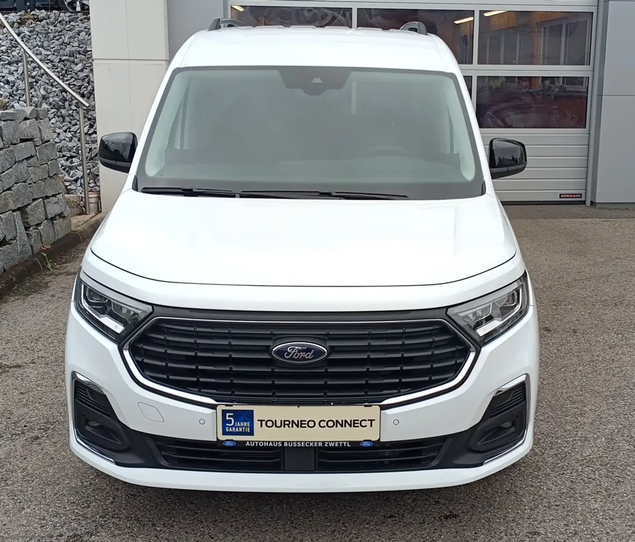 Ford Tourneo Connect 1,5 EcoBoost PHEV L1 Titanium Weiß - 2