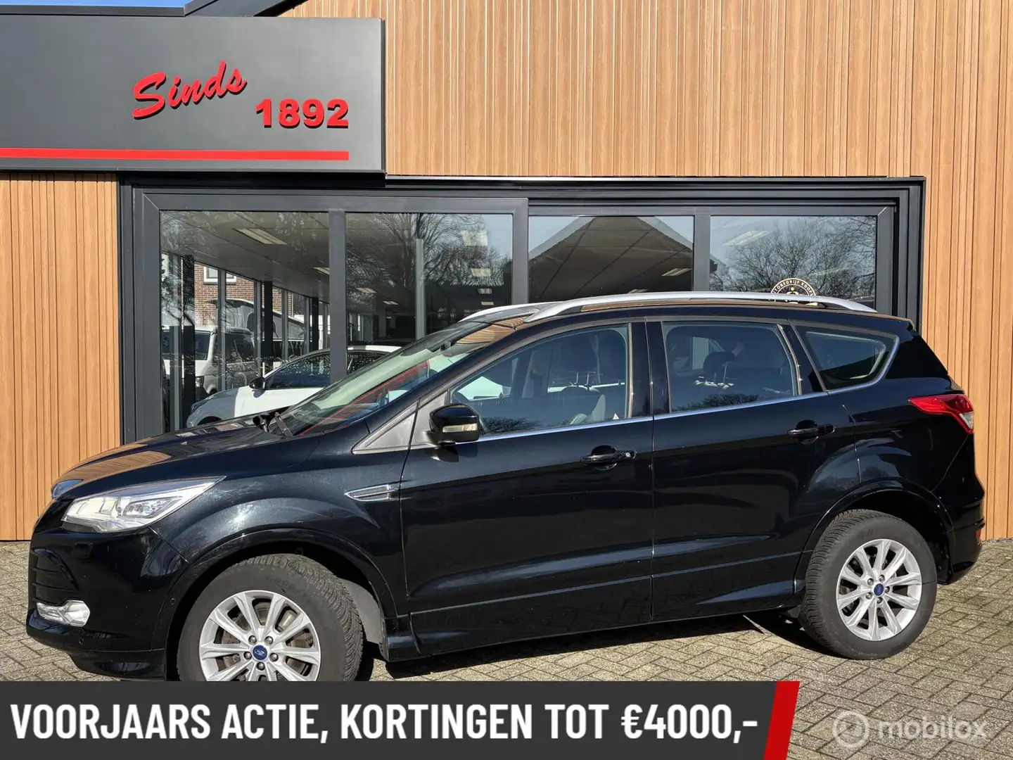 Ford Kuga 1.5 Titanium Styling Pack 4WD | Automaat | climate Schwarz - 1