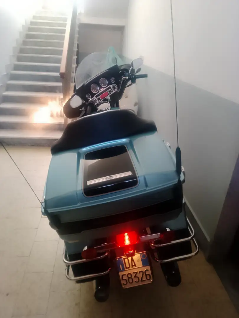Harley-Davidson Electra Glide Azul - 2