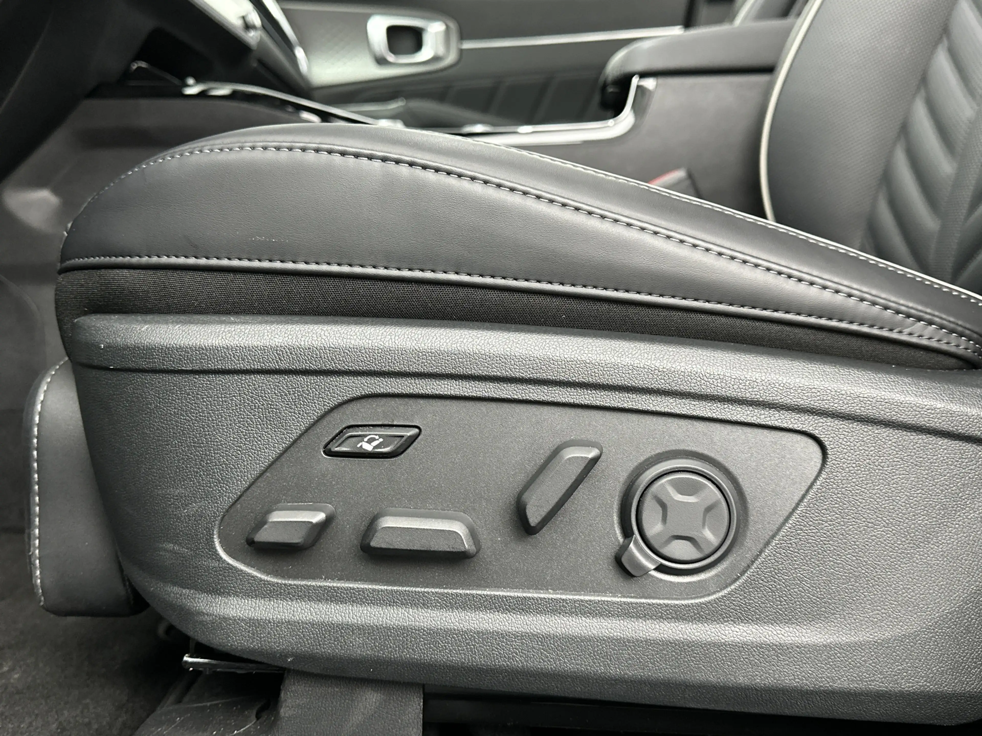 Kia Sorento 1.6 T-GDi Plug-in Hybrid 4WD ExecutiveLine 7p | de — photo 13