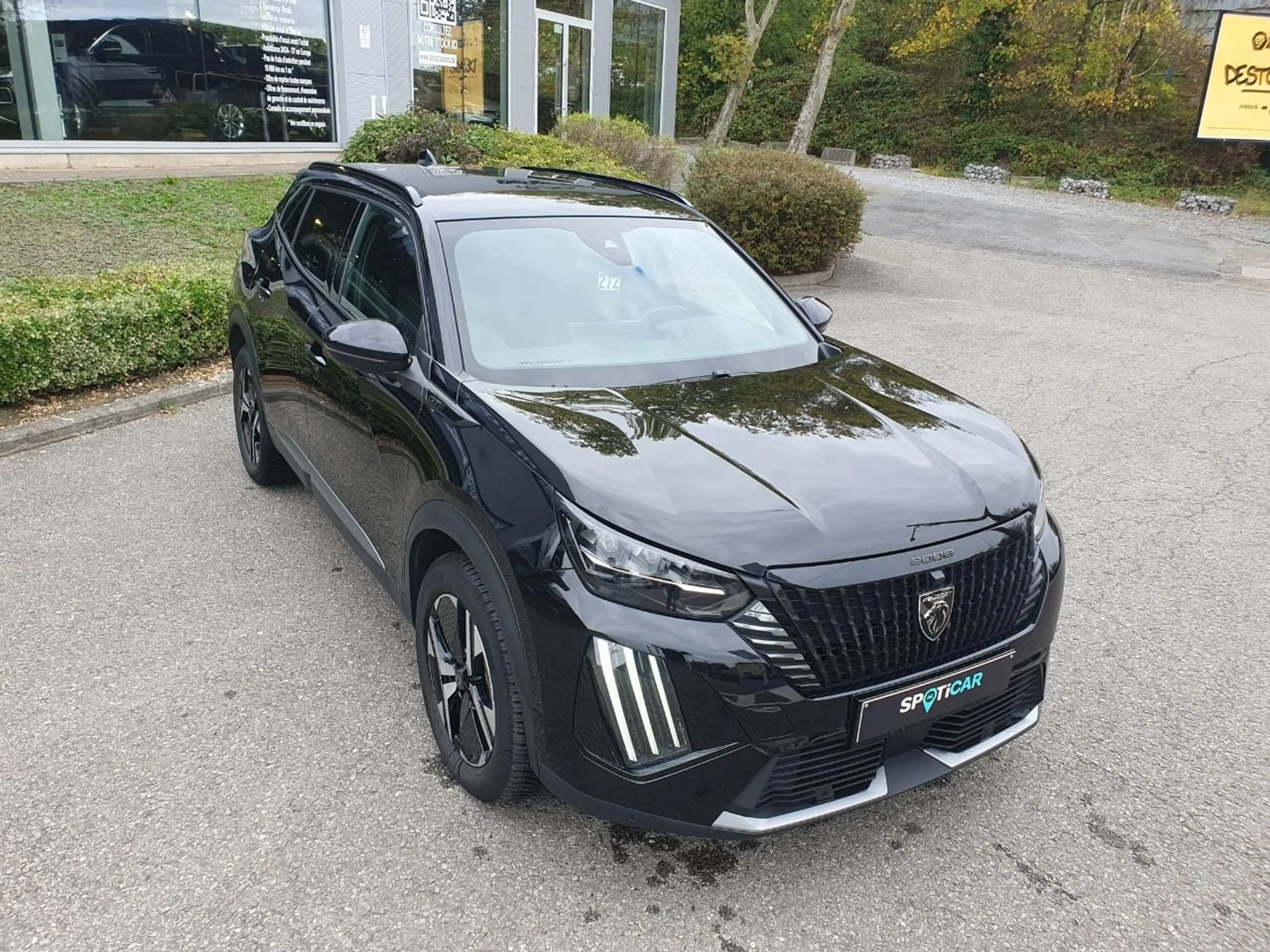 Peugeot 2008 GT HYBRID 145 BOITE AUTOMATIQUE — photo 13