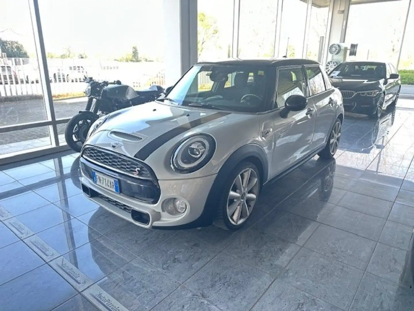 MINI Cooper SD 2.0 Cooper SD Hype 5 porte Blanco - 1