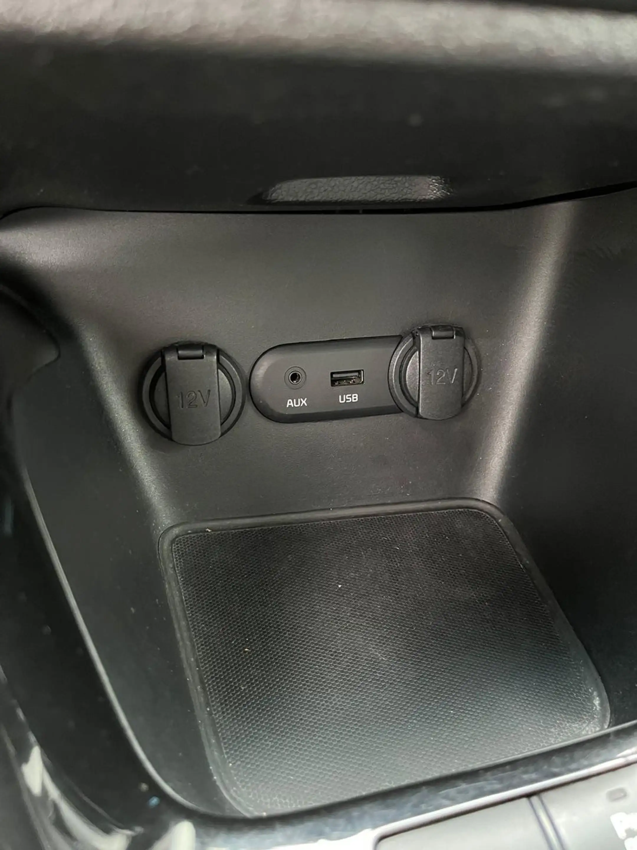 Kia Ceed SW / cee'd SW cee'd Dream Team NAVI Sitz/Lenkradheiz RF-Kamera — photo 15