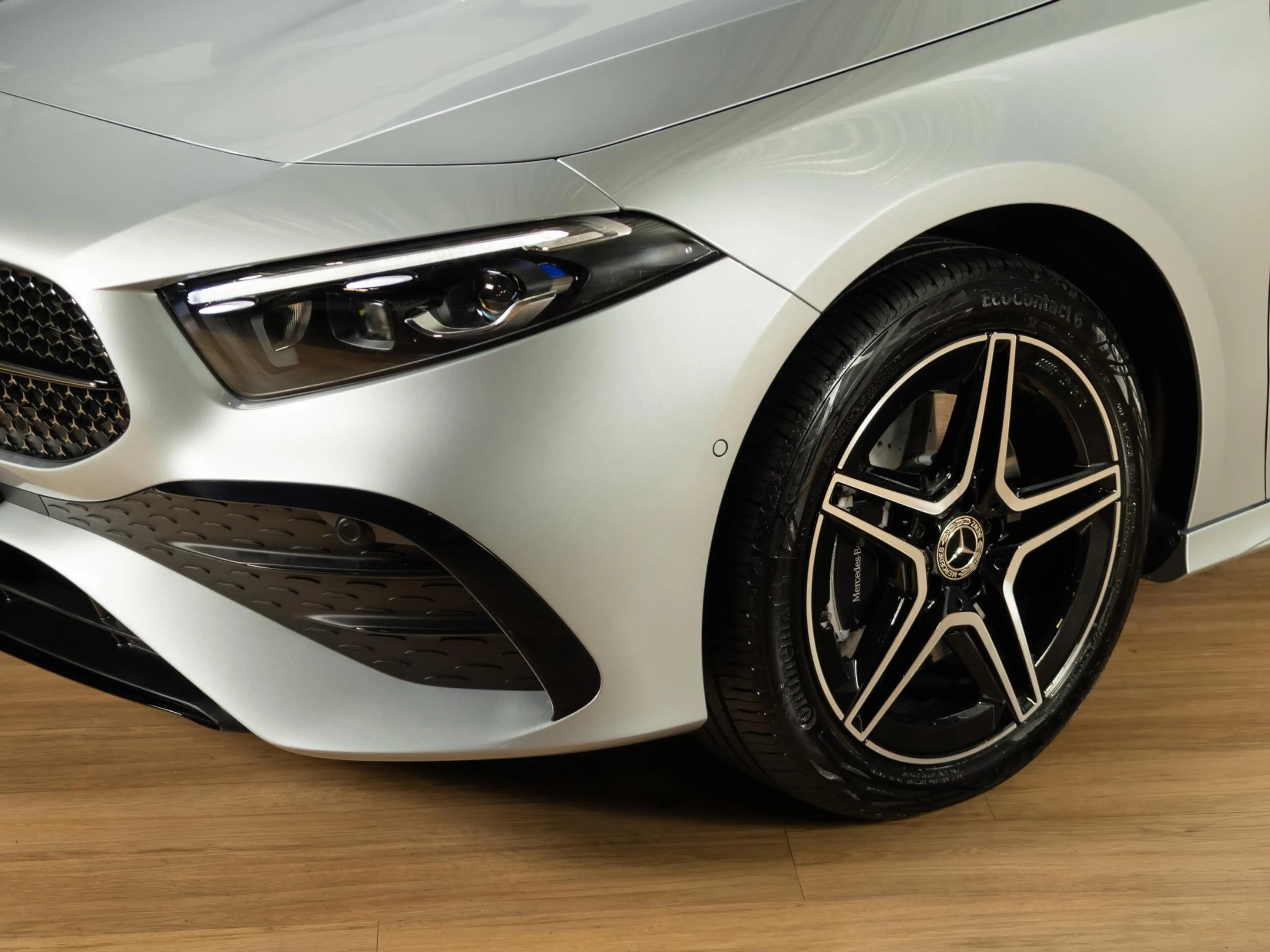 Mercedes-Benz A 250 Hatchback e Business Solution AMG | Panorama dak — photo 6