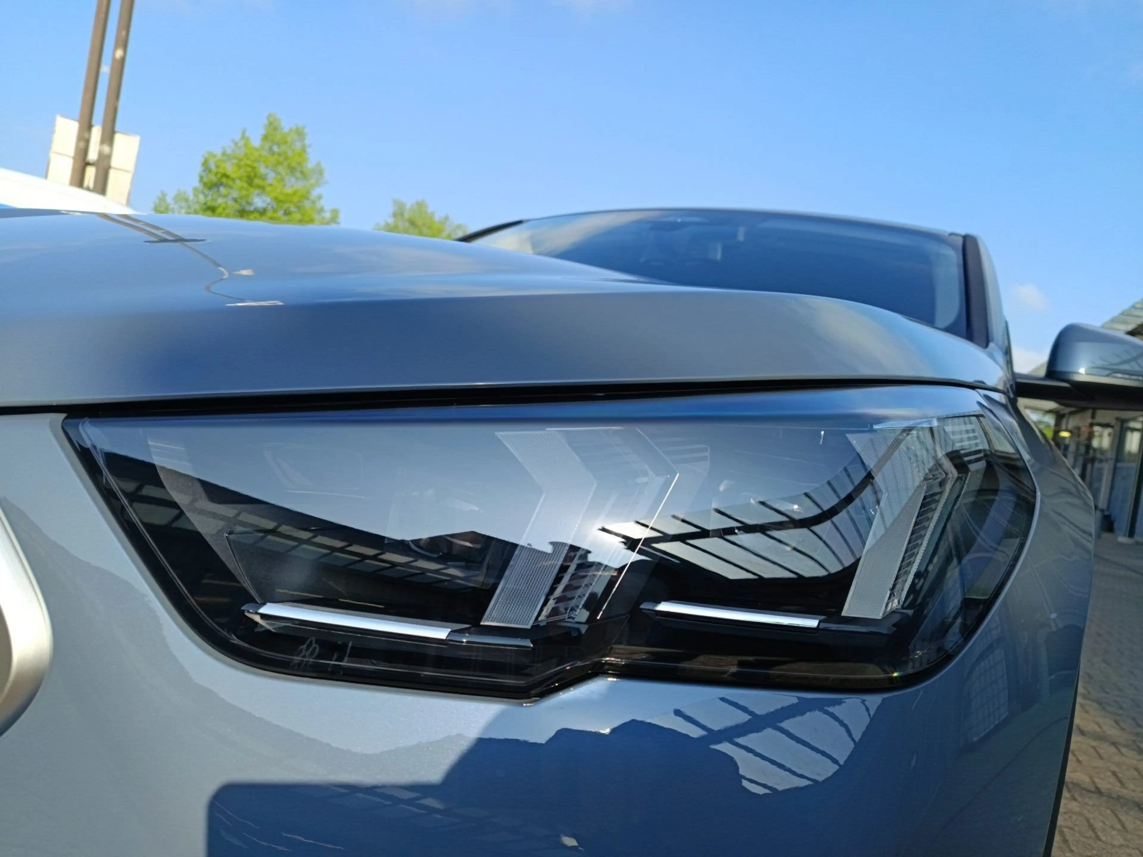 BMW iX2 eDrive20 DRIVING+PARKING-ASS.+SITZHEIZUNG+SONNENSC — photo 8