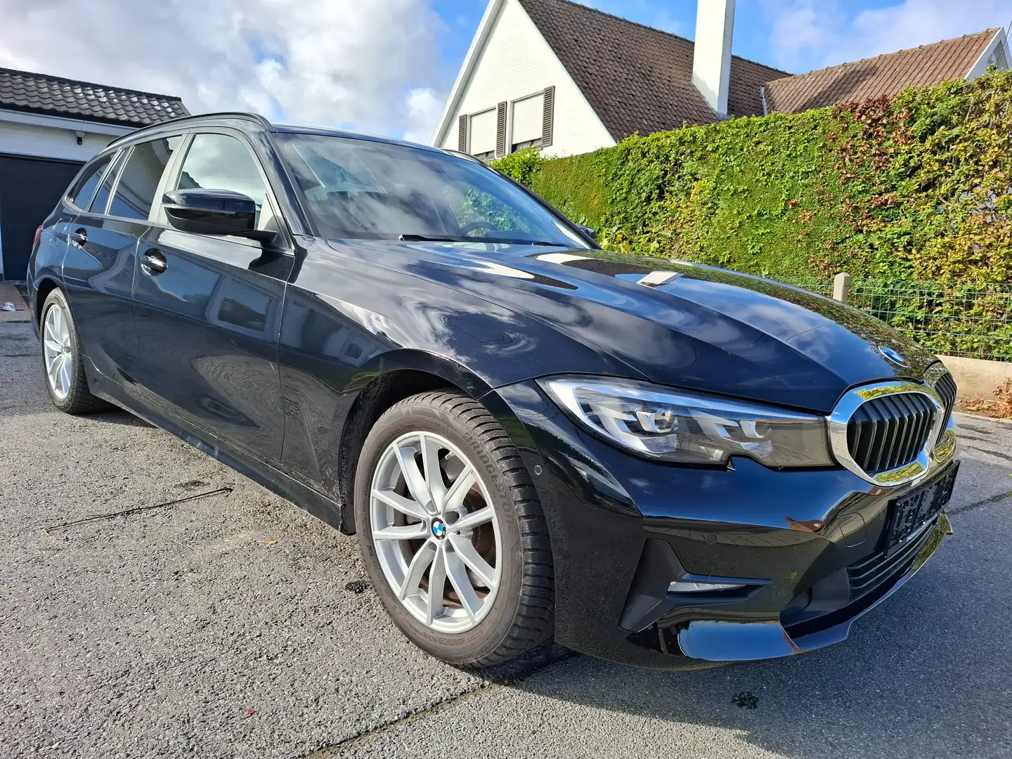 BMW 320 320e*Touring*PHEV*204pk*GARANTIE*CAMERA*HALF-LEDER Zwart - 1