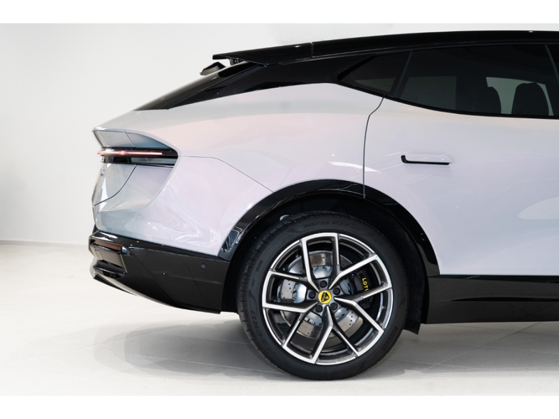 Lotus Eletre 600 Sport SE Electric towbar *LOTUS HANNOVER* — photo 5