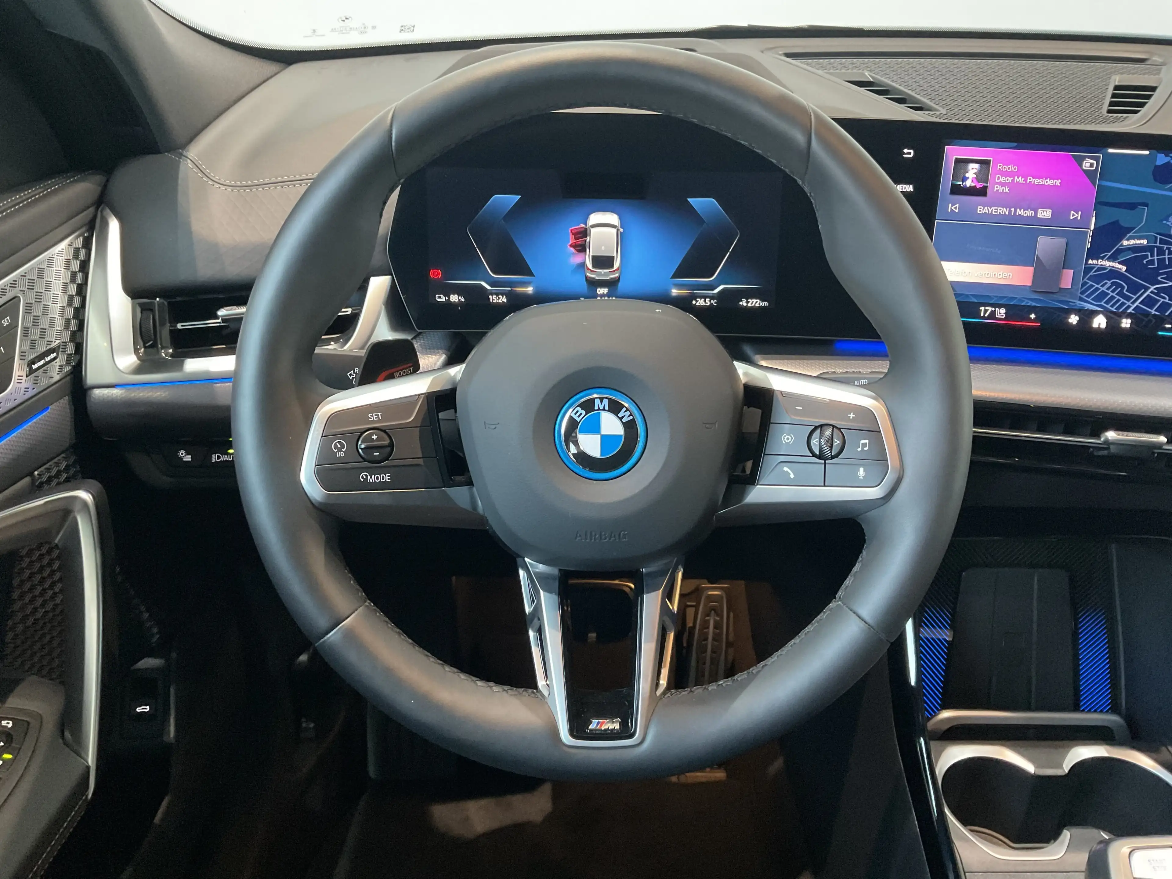 BMW iX2 xDrive30 |Aktivsitz |M Sportpaket |AC-Laden — photo 4