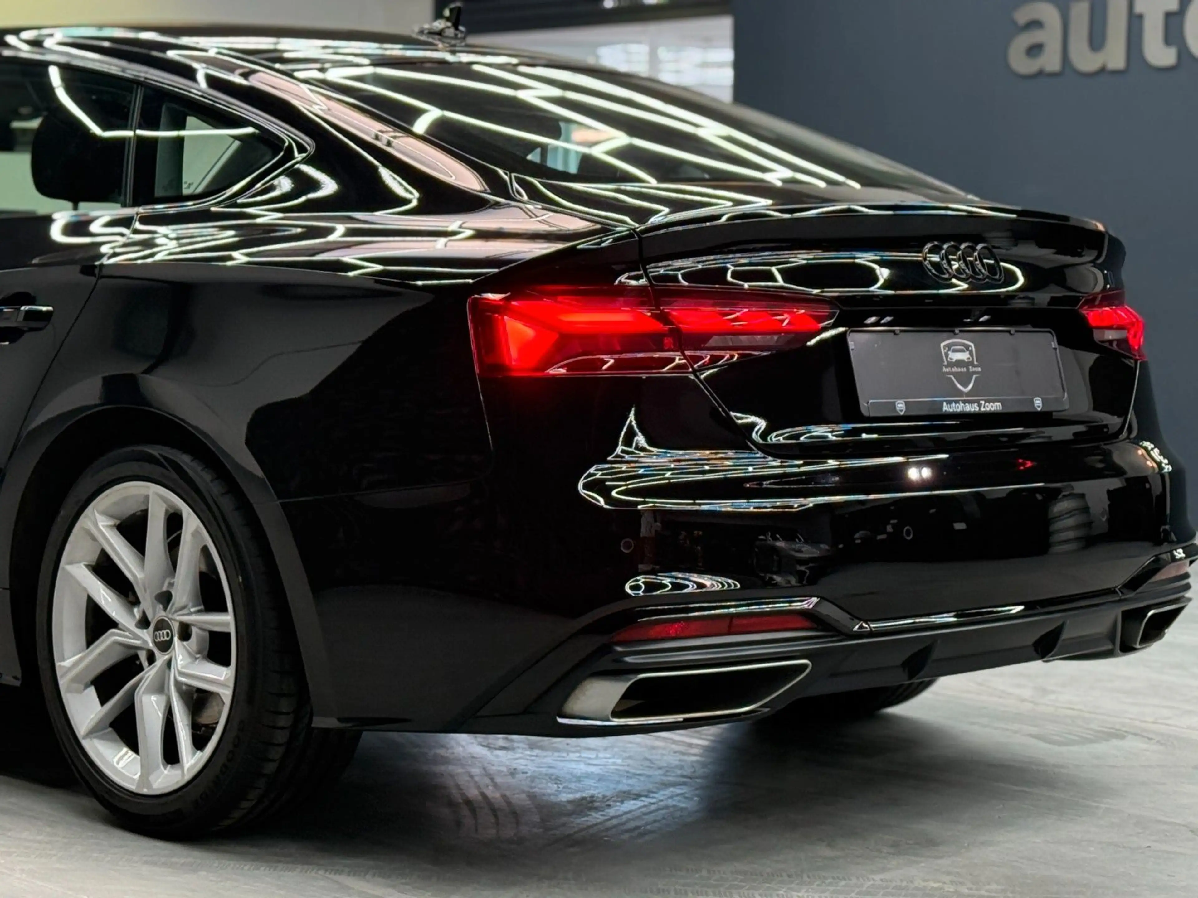 Audi A5 Sportback 40 TFSI S line Schwarz-Paket — photo 8