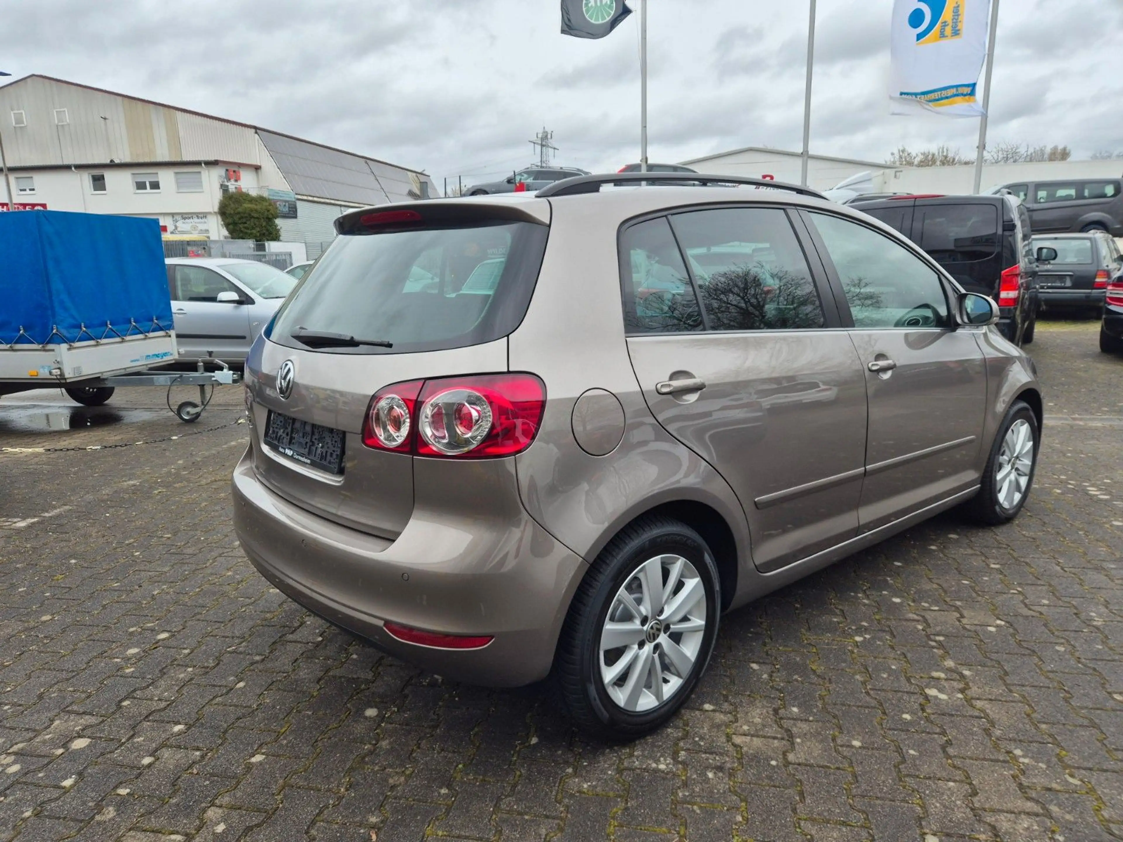 Volkswagen Golf Plus TDI 105KM 1Hd PDC SHZ AHK Zahnriemen N — photo 5