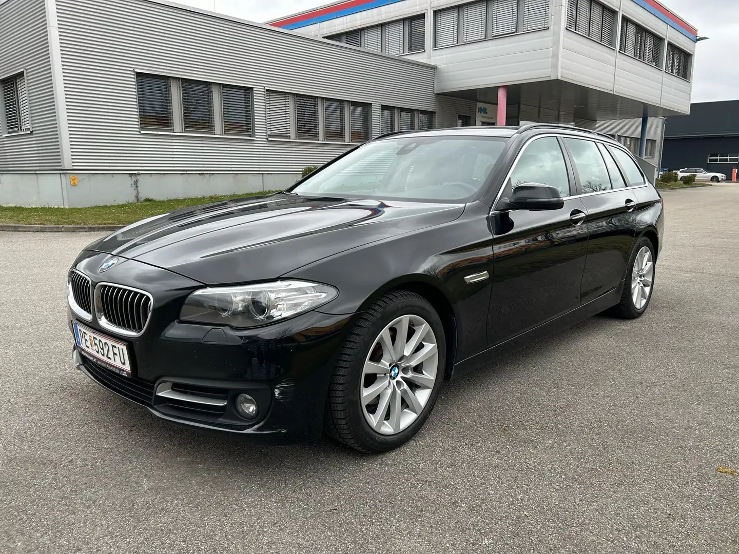 BMW 520 520d xDrive Touring Österreich-Paket Aut. - 1
